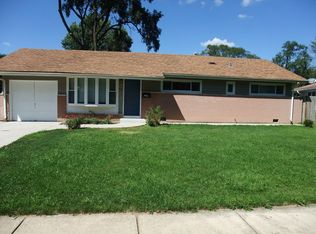 500 Morgan Ln, Hoffman Estates, IL 60169