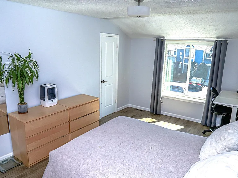 5805 Hana Rd — Photo 26