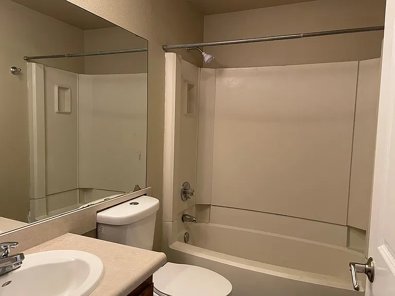 1755 W Sunn Fjord Ln — Photo 2