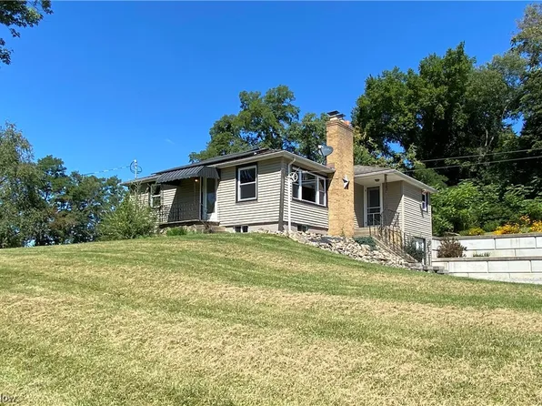 15291 Millersburg Rd SW, Navarre, OH 44662