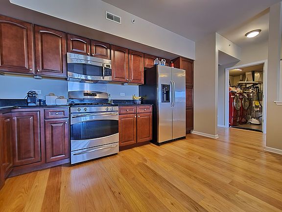 4th image of 2030 Saint Regis Dr APT 624