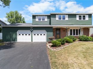 5321 Amalfi Dr, Clay, NY 13041