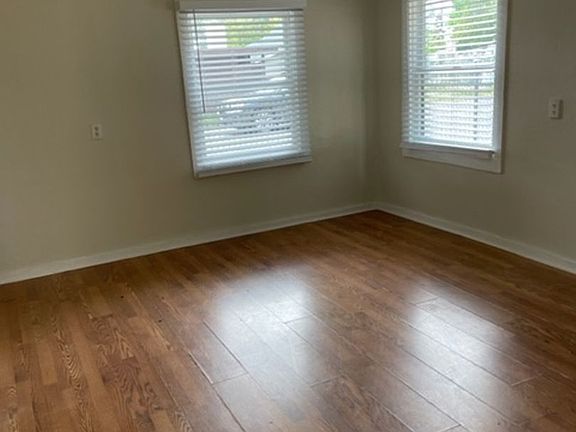 5th image of 410 7th St