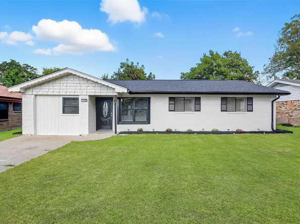 1106 Edgewood St, Ennis, TX 75119