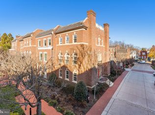 3525 Winfield Ln NW, Washington, DC 20007