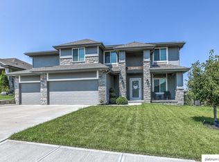 18808 Boyd St, Elkhorn, NE 68022