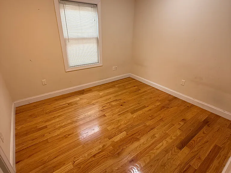 272 Seaview Ave #2 — Photo 3
