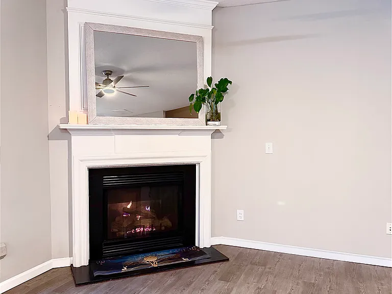 3607 Gainesway Trce — Photo 7