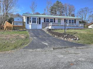 10334 Redwood Cir, Bristol, VA 24202