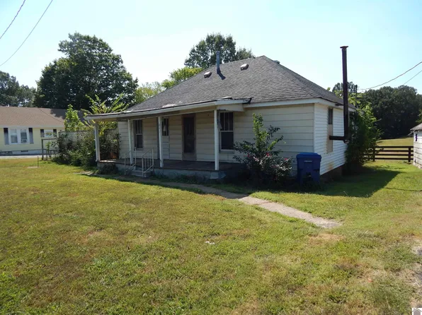 841 Oak Level Rd, Benton, KY 42025