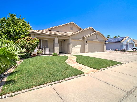 3rd image of 14298 W Amelia Avenue