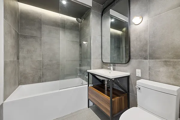 Rented by Dalan Rentals | media 25