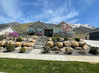 156 N Angelous Dr, Santaquin, UT 84655