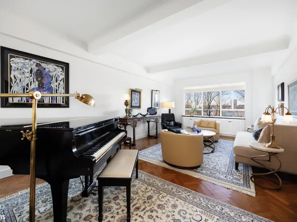 140 Riverside Drive image 1 of 16