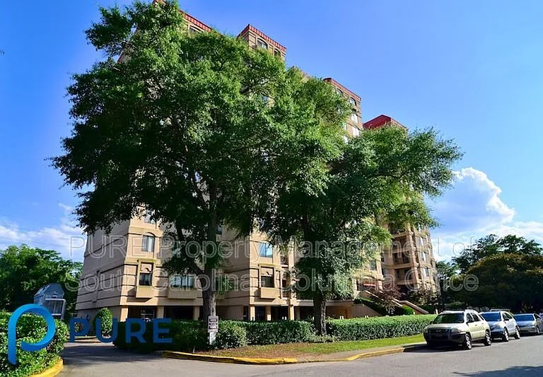 1600 Park Cir #1102 — Photo 3