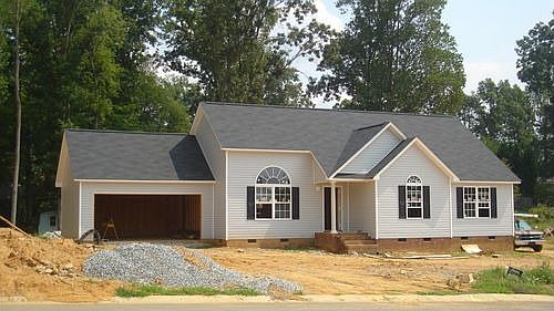 1st image of 600 Beaver Creek Dr
