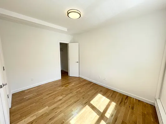 Rented by Bruma Realty LLC | media 17