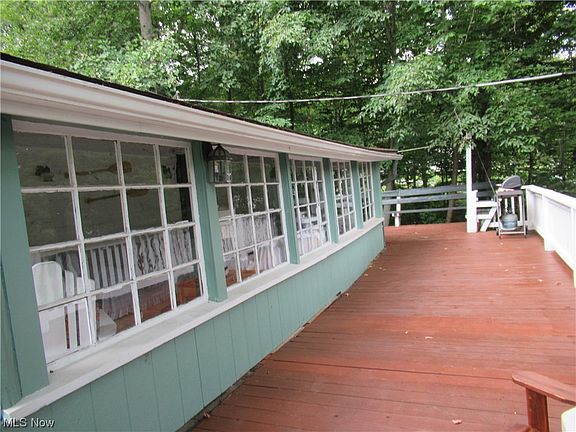 3rd image of 1481 Hillside Dr
