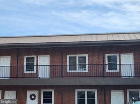 2201 Princess Anne St