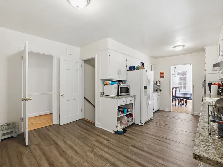 7322 Edmonston Rd — Photo 13