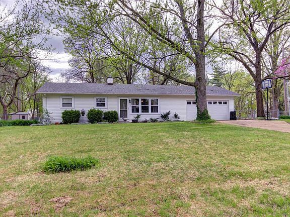 2nd image of 804 Ganahl Dr