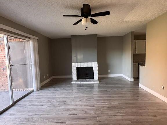 3rd image of 2357 Tom Jones St #1C