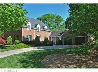 4144 Gladstonbury Rd, Winston Salem, NC 27104