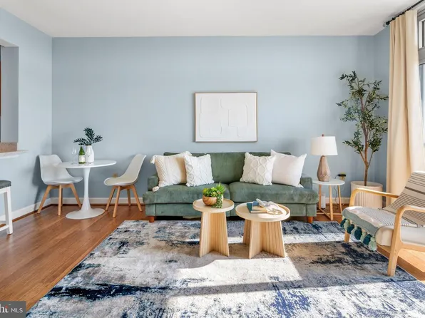 5750 Bou Ave Unit 1004, Rockville, MD 20852