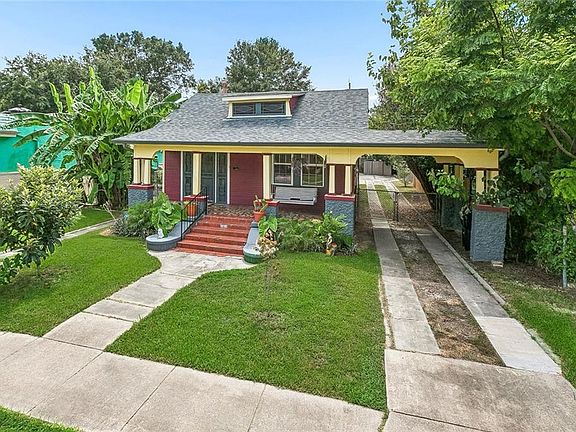 3rd image of 4026 Clematis St