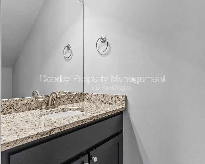 723 Ladd Ave — Photo 21