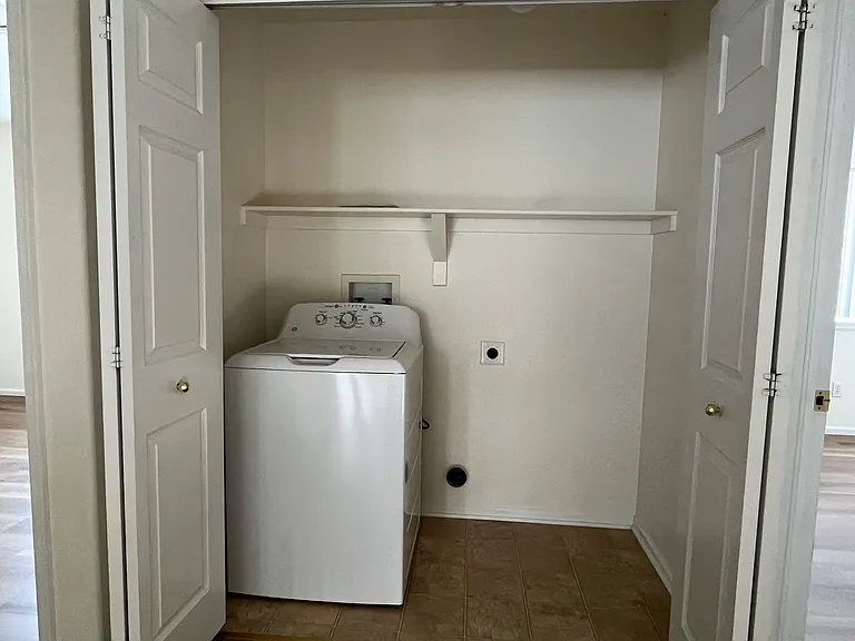 15115 E Bayaud Pl — Photo 8