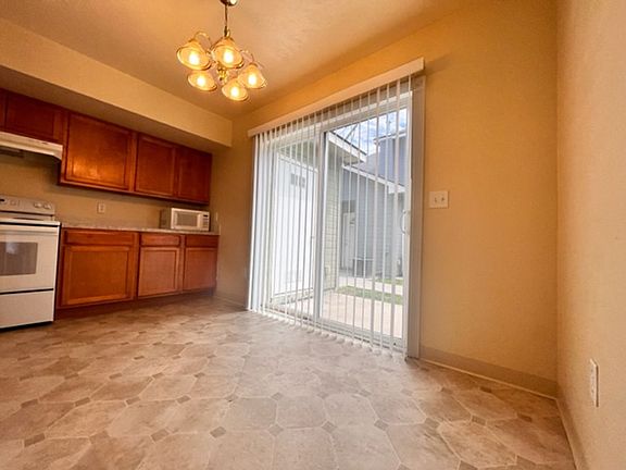 4th image of 6654 W Morris Hill Ln #1004-102