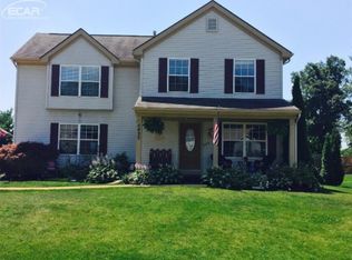 5425 Blossom Ln, Linden, MI