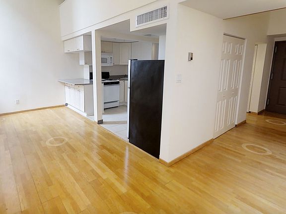 2nd image of 371 Madison St APT 502
