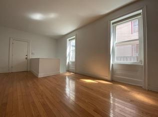 2020 Green St APT 3, Philadelphia, PA 19130