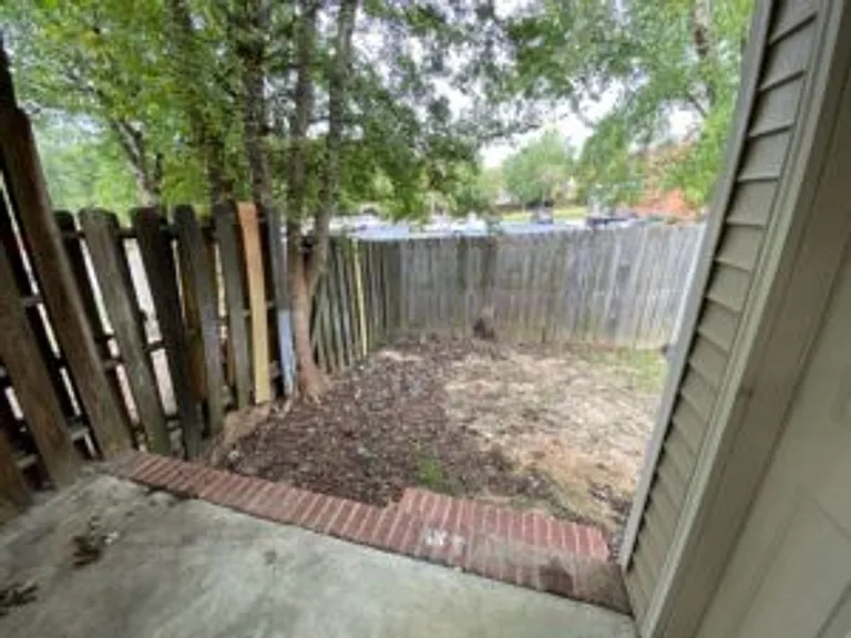 313 W Main St — Photo 9