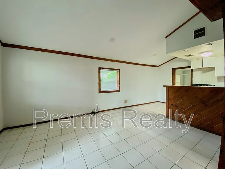 2686 Sunset Dr #B — Photo 9