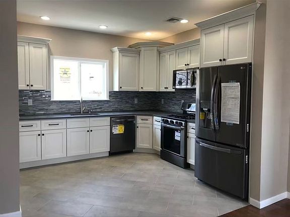 3rd image of 126 Mills Ave Floor 2