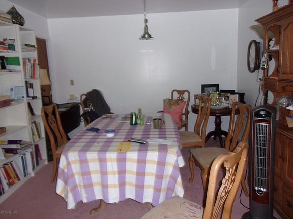 4th image of 616A Lake Point Dr