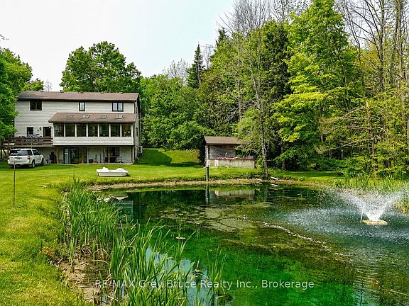 4th image of 1033 Bruce Rd #9