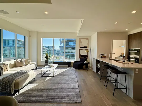 6833 Pearson Way #1105, Richmond, BC V7C 0E8