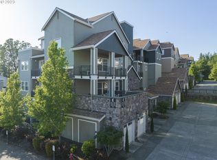 11705 SE Crested Eagle Ln UNIT E-3, Happy Valley, OR