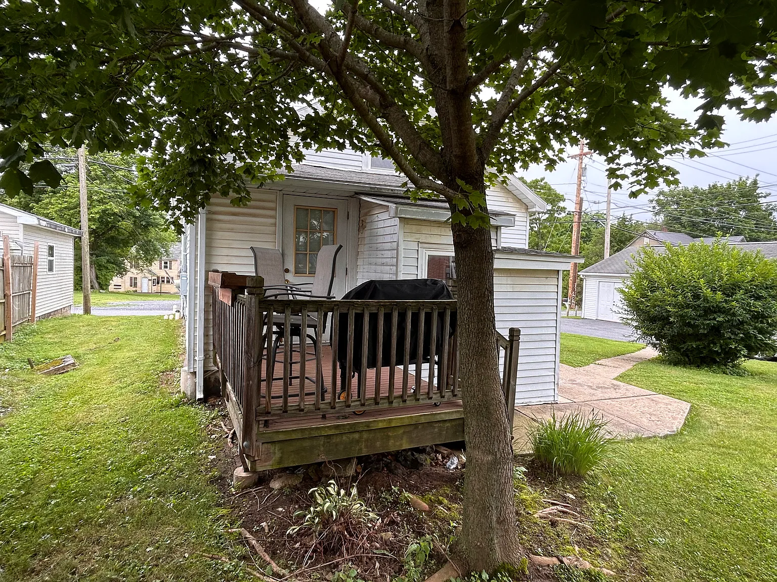 1 bed, 704 sqft, $1,398 — Photo 1