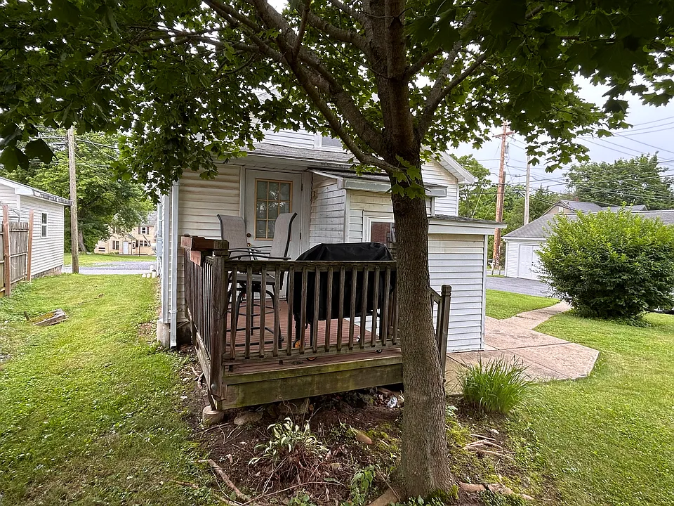 1308 W College Ave