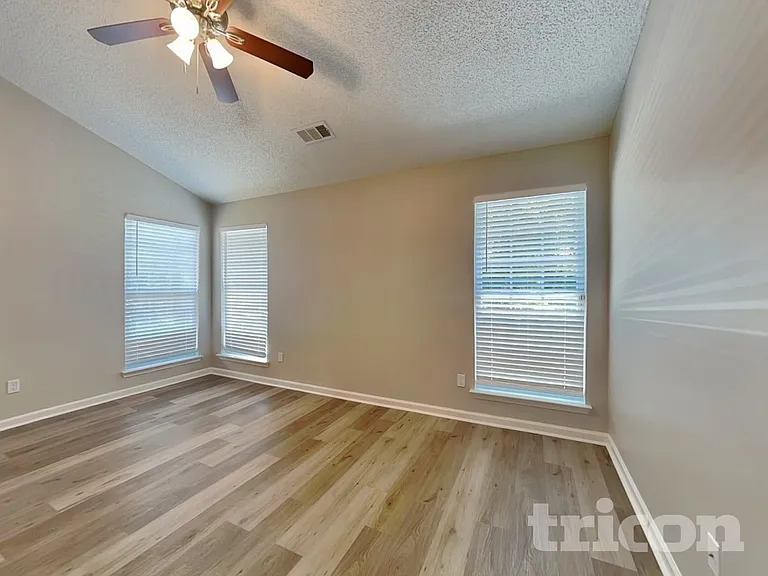 5769 Village Loop — Photo 10