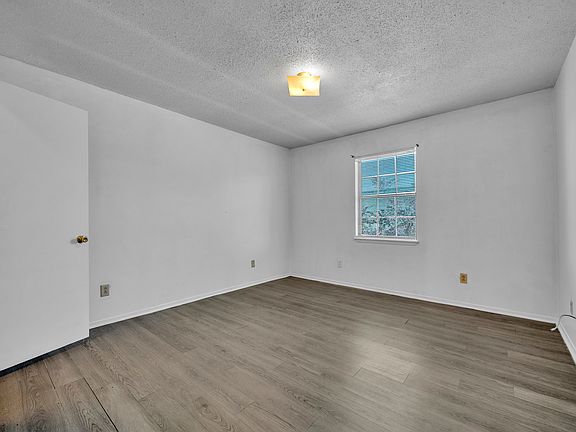 5th image of 601 12th St SW