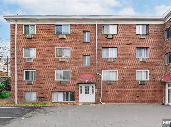 61 Union Ave APT D3, Belleville, NJ 07109