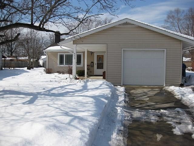 1st image of 453 Lombardy Dr