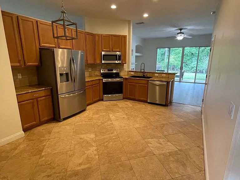 33380 Sunny Parke Cir — Photo 3