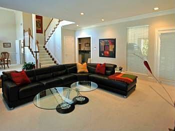 3rd image of 5712 Willow Wood Ln